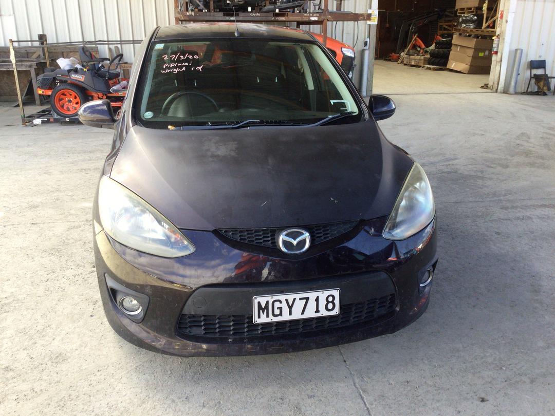 Photo '2' of Mazda Demio