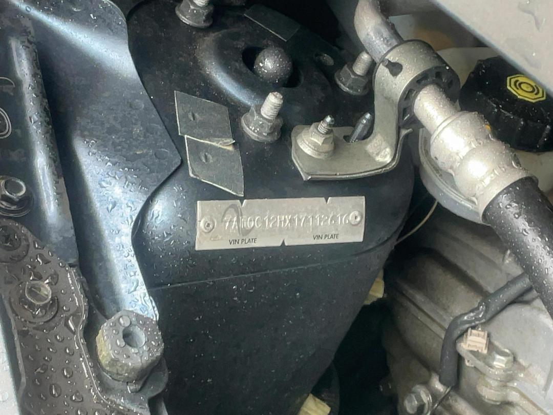 Photo '16' of Mazda Demio