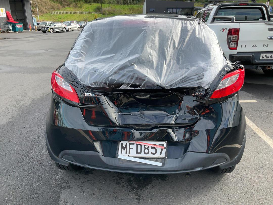 Photo '6' of Mazda Demio