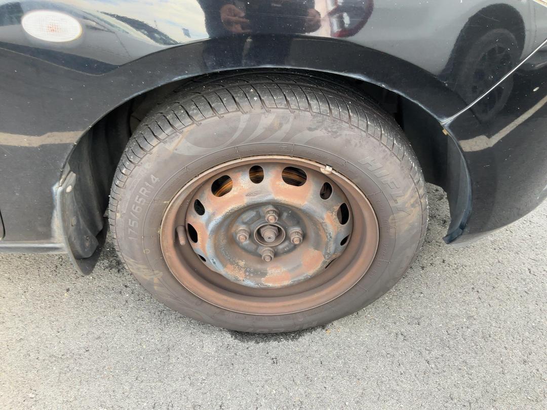 Photo '10' of Mazda Demio