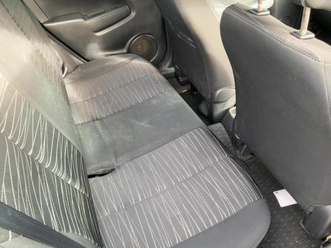 Photo '21' of Mazda Demio