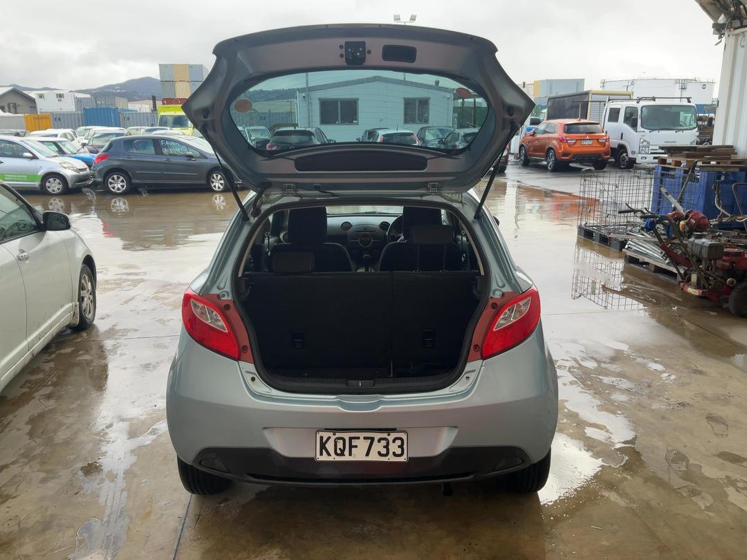 Photo '9' of Mazda Demio