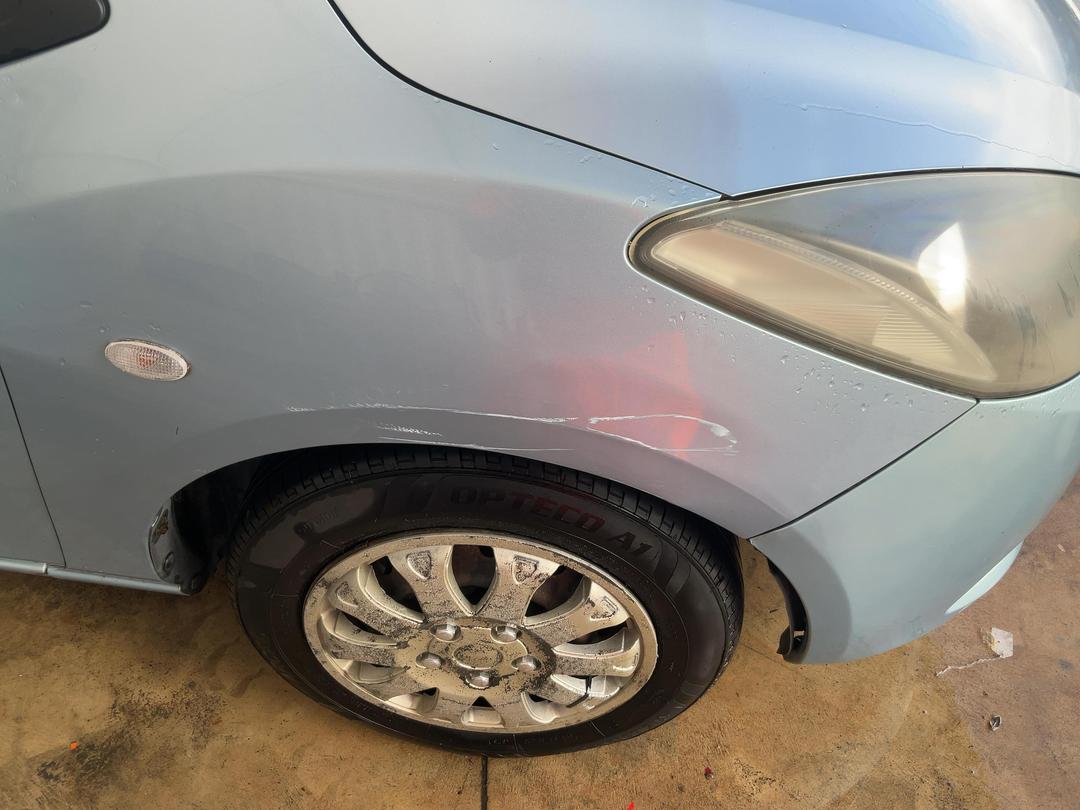 Photo '18' of Mazda Demio