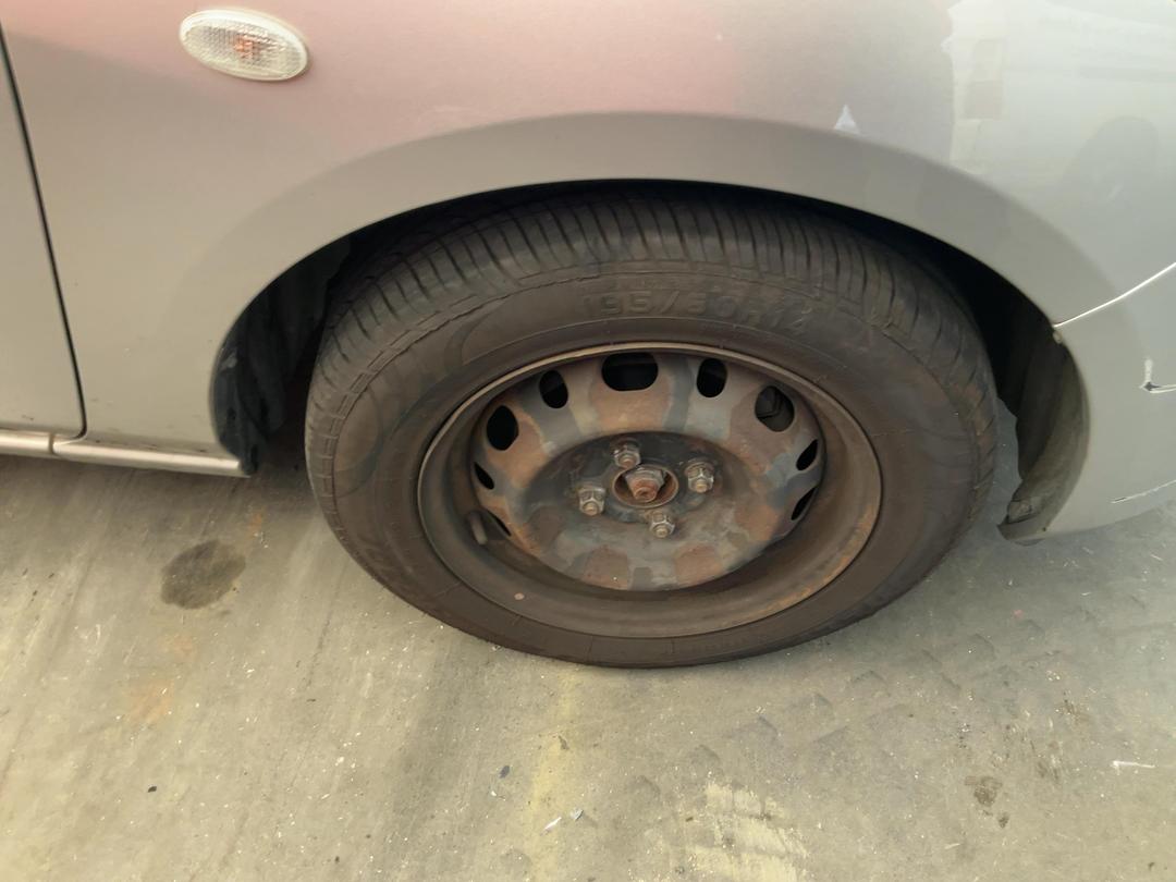 Photo '2' of Mazda Demio