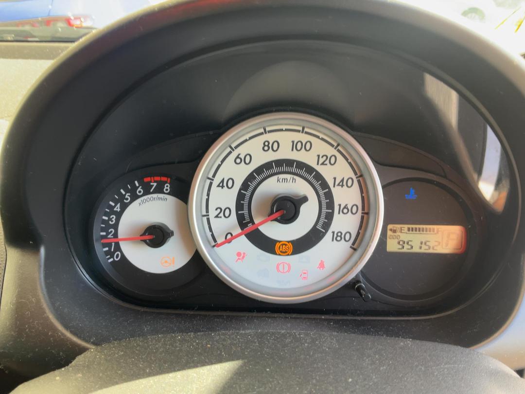 Photo '10' of Mazda Demio Photo '10' of Mazda Demio
