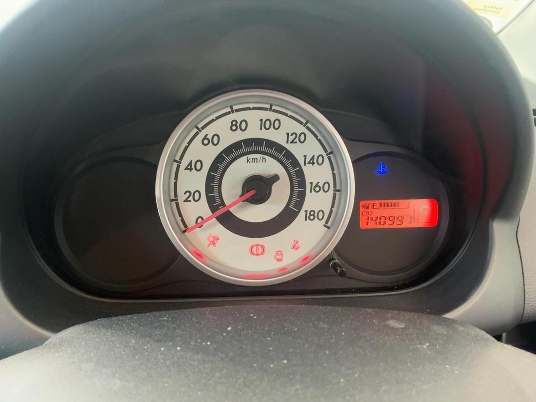 Photo '15' of Mazda Demio Photo '15' of Mazda Demio