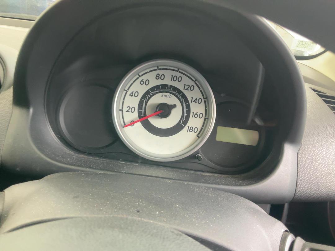 Photo '18' of Mazda Demio Photo '18' of Mazda Demio