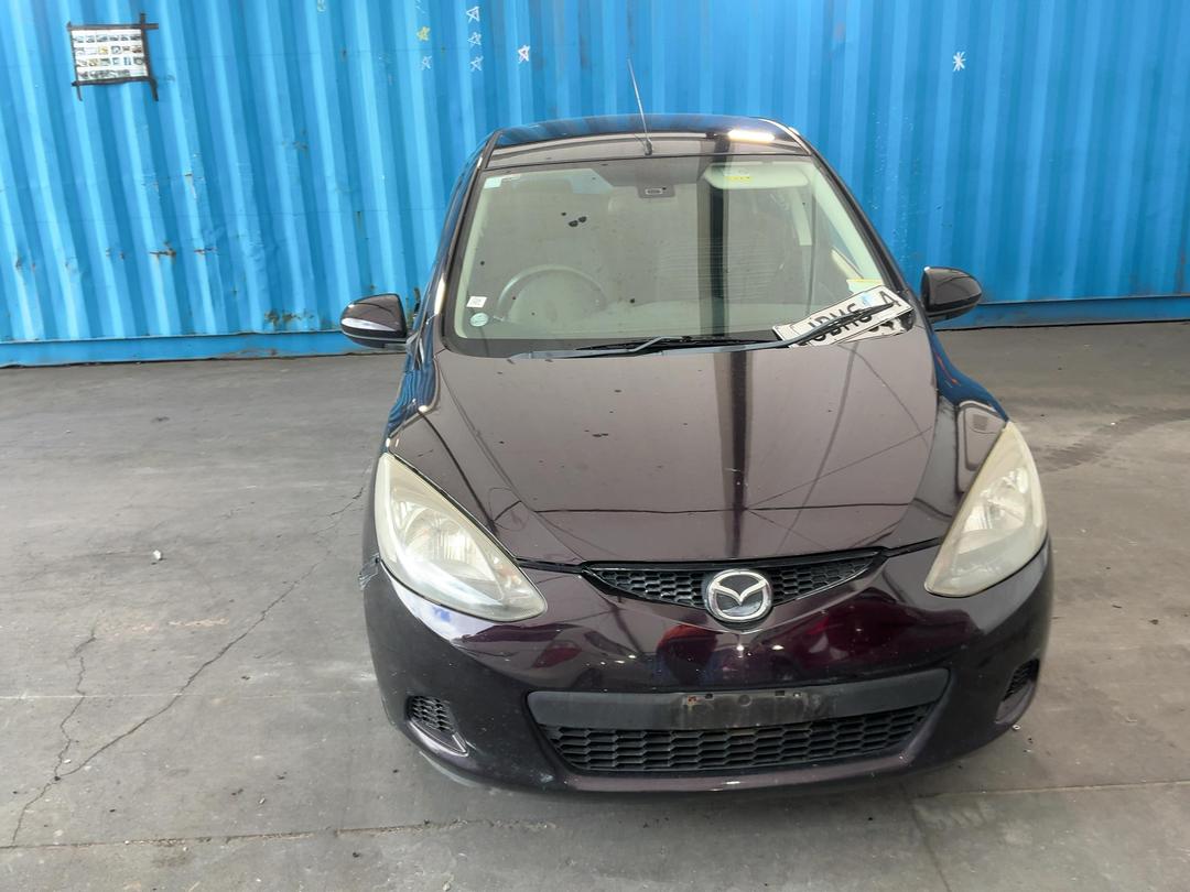 Photo '4' of Mazda Demio Photo '4' of Mazda Demio