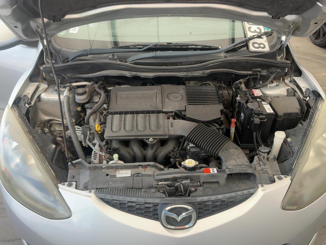 Photo '9' of Mazda Demio Photo '9' of Mazda Demio