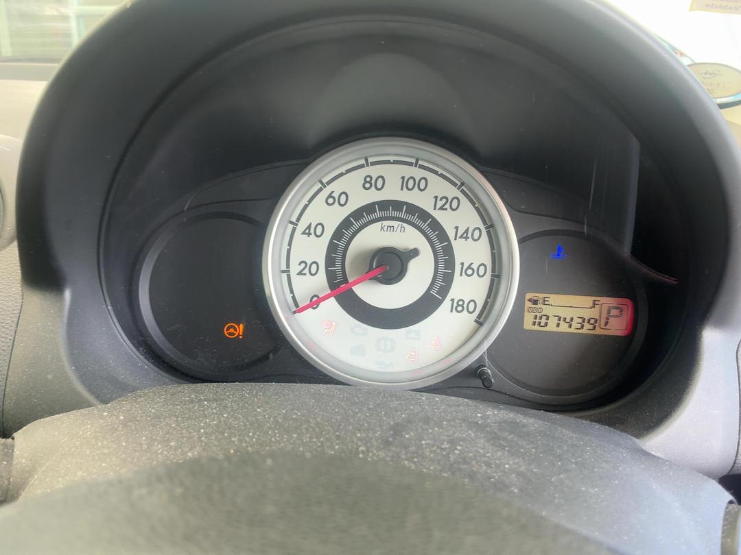 Photo '11' of Mazda Demio Photo '11' of Mazda Demio