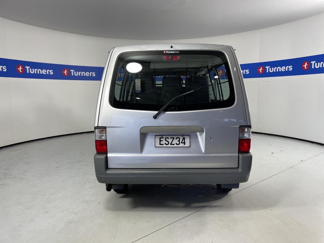 Photo '5' of Mazda E1800 SWB EGI