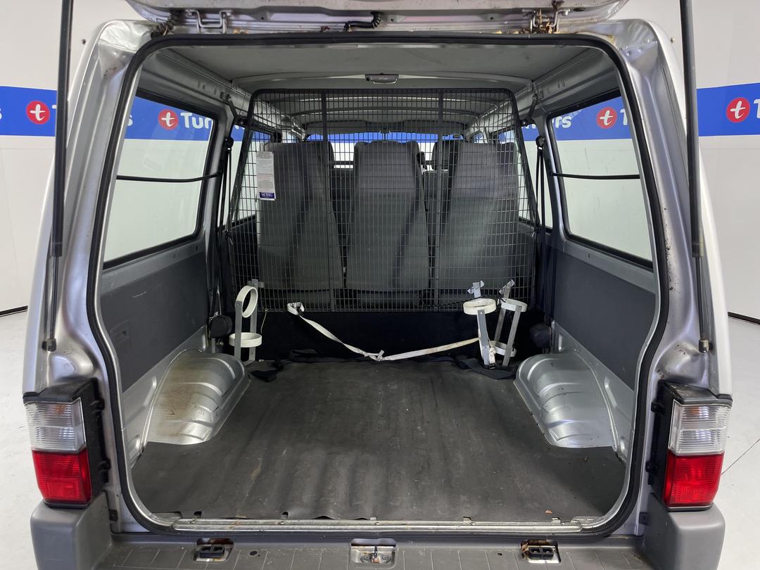 Photo '12' of Mazda E1800 SWB EGI