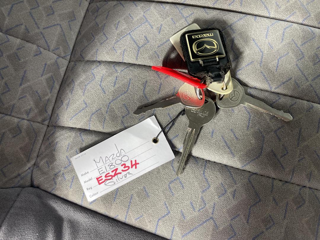 Photo '19' of Mazda E1800 SWB EGI