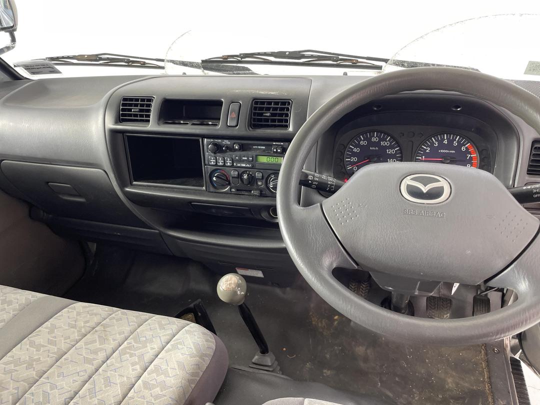 Photo '16' of Mazda E1800 SWB EGI