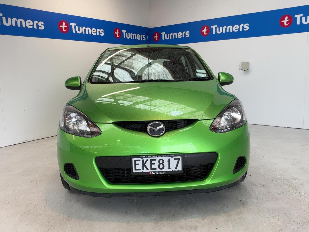 Photo '2' of Mazda Mazda2