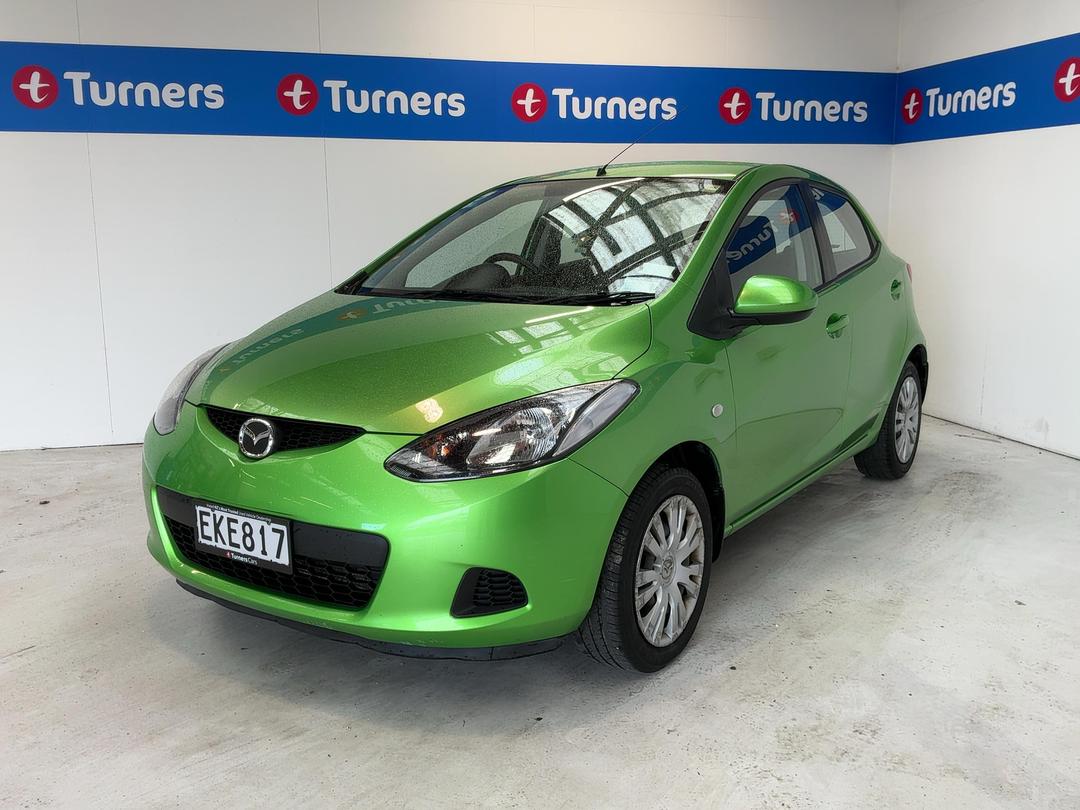Photo '4' of Mazda Mazda2