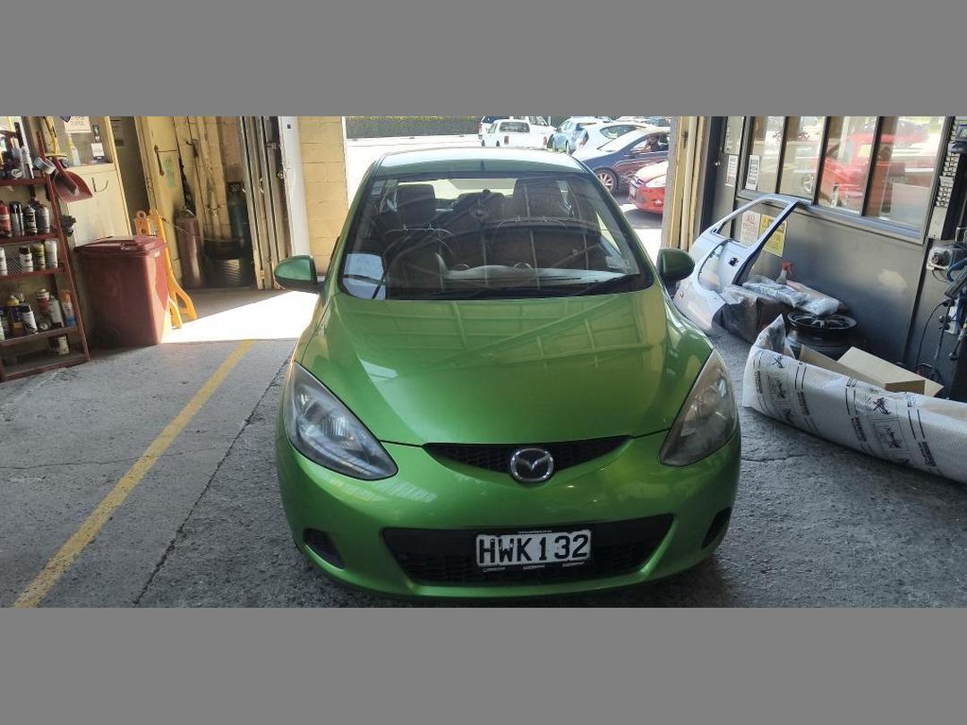 Photo '21' of Mazda Mazda2 Classic