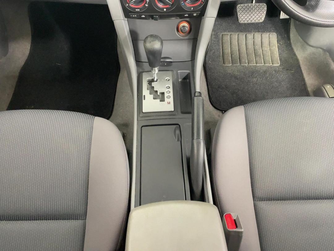 Photo '18' of Mazda Mazda3
