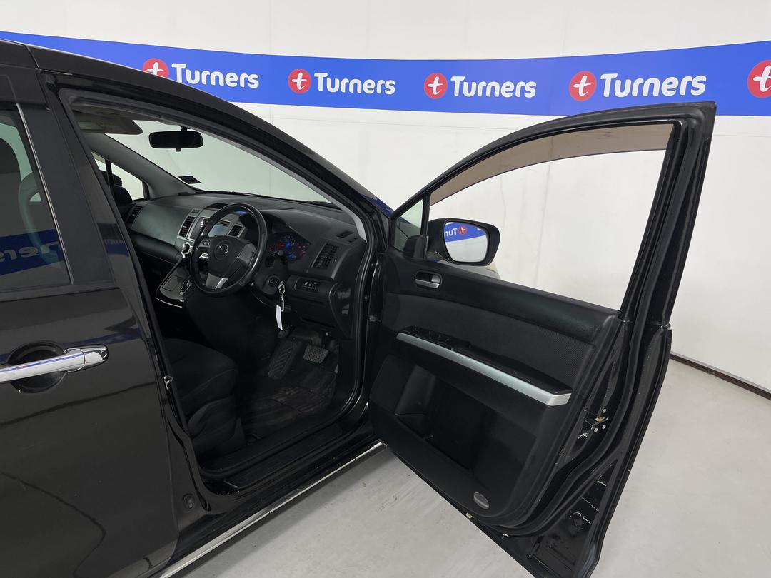 Photo '13' of Mazda MPV 2300