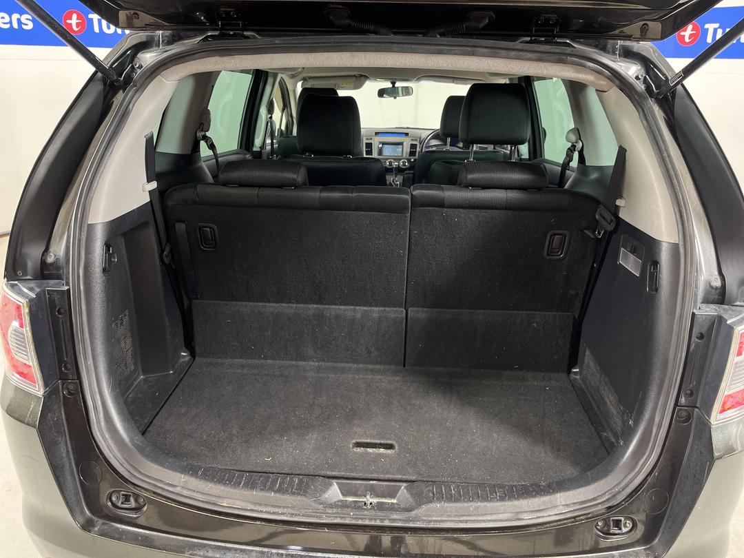 Photo '12' of Mazda MPV 2300