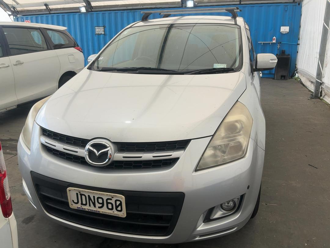 Photo '2' of Mazda MPV