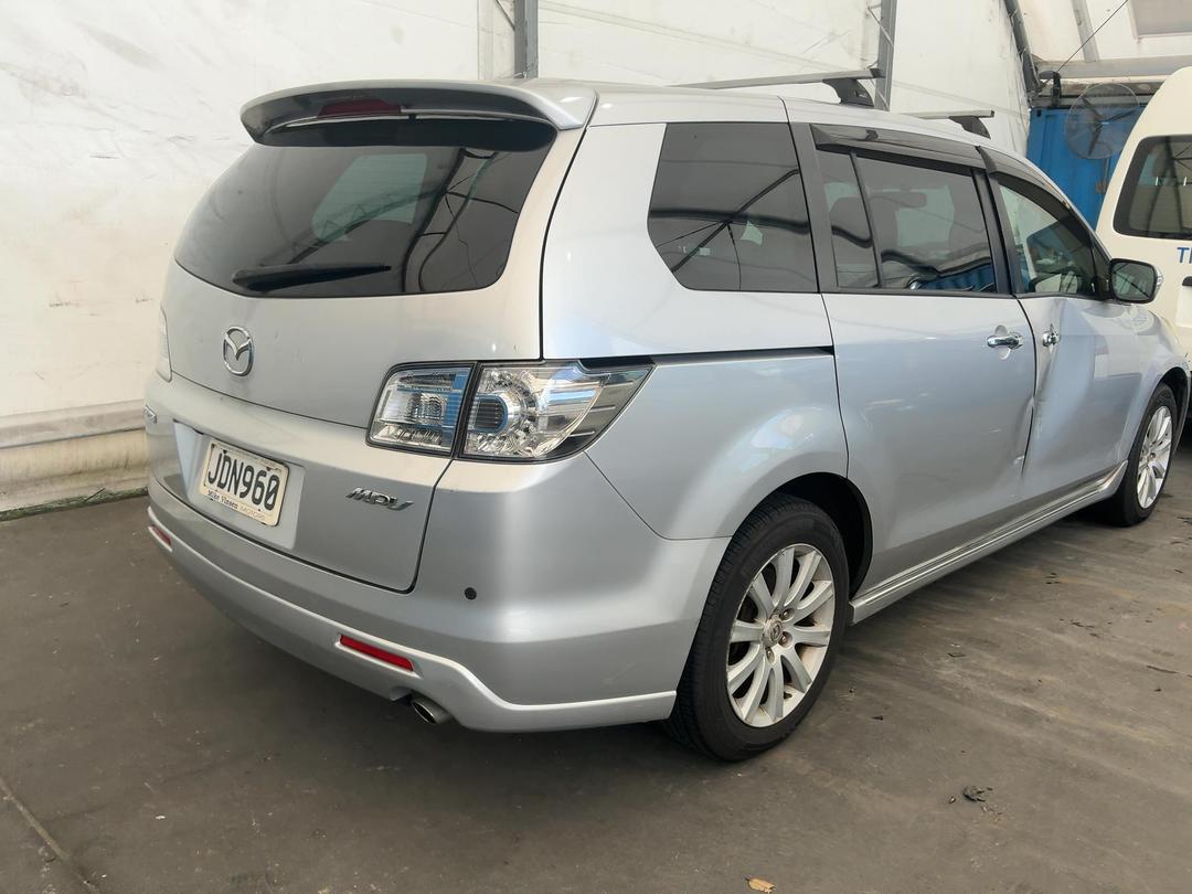 Photo '5' of Mazda MPV