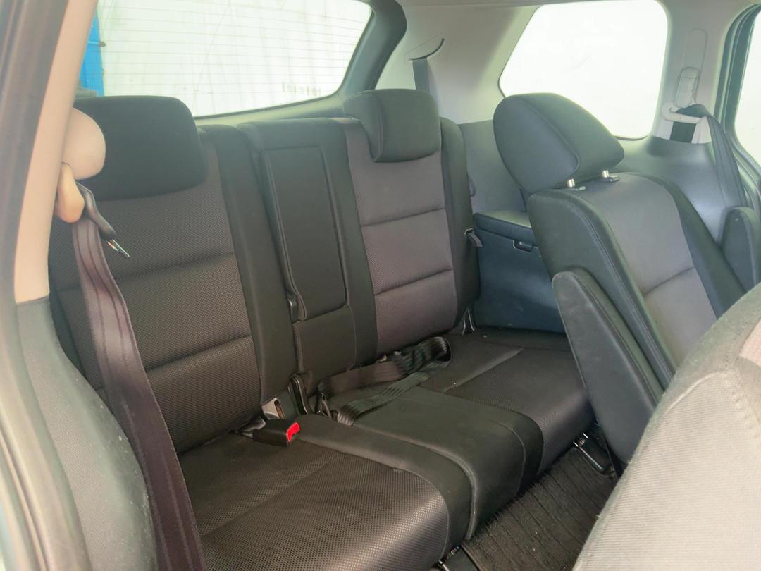 Photo '15' of Mazda MPV