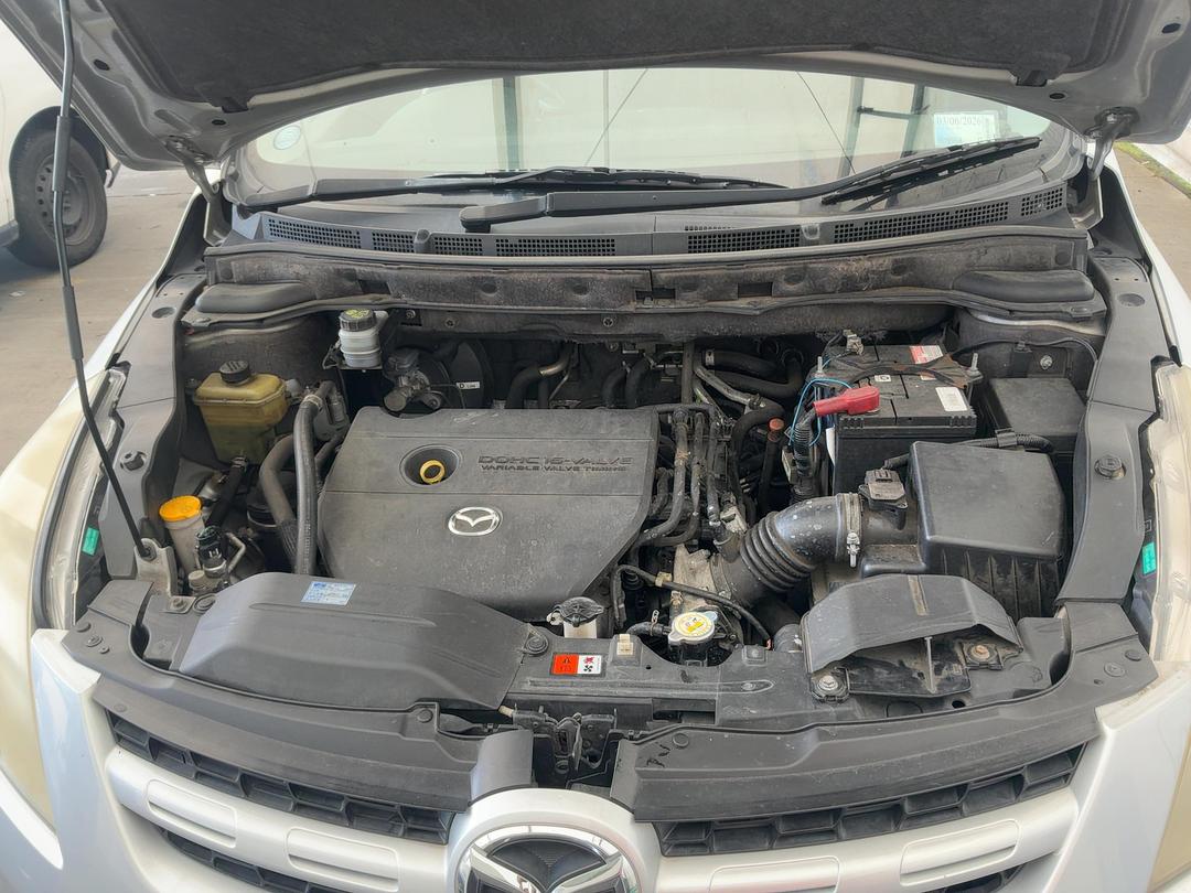 Photo '25' of Mazda MPV