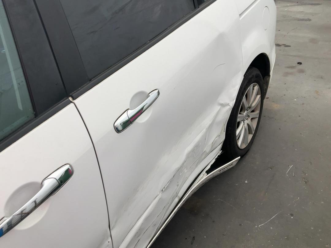 Photo '8' of Mazda MPV Photo '8' of Mazda MPV