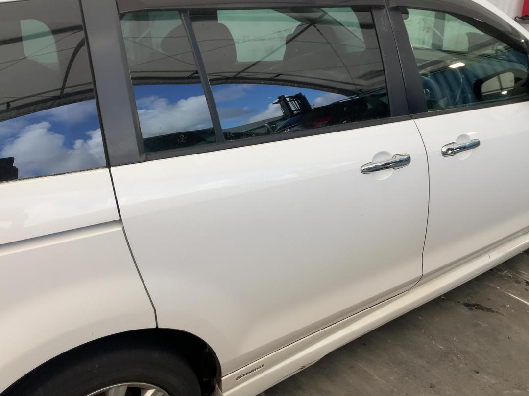 Photo '14' of Mazda MPV Photo '14' of Mazda MPV