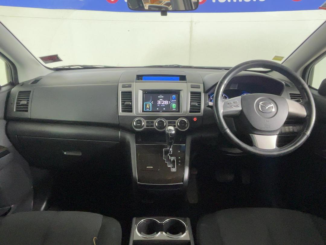Photo '17' of Mazda MPV