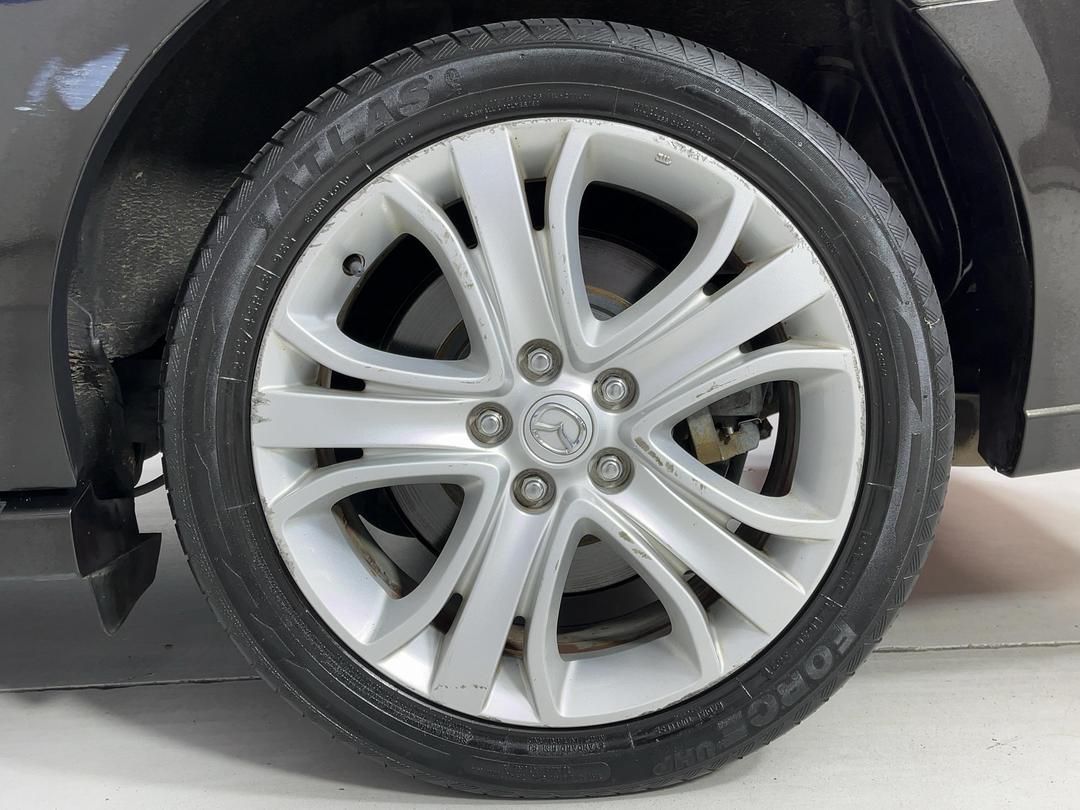 Photo '11' of Mazda MPV