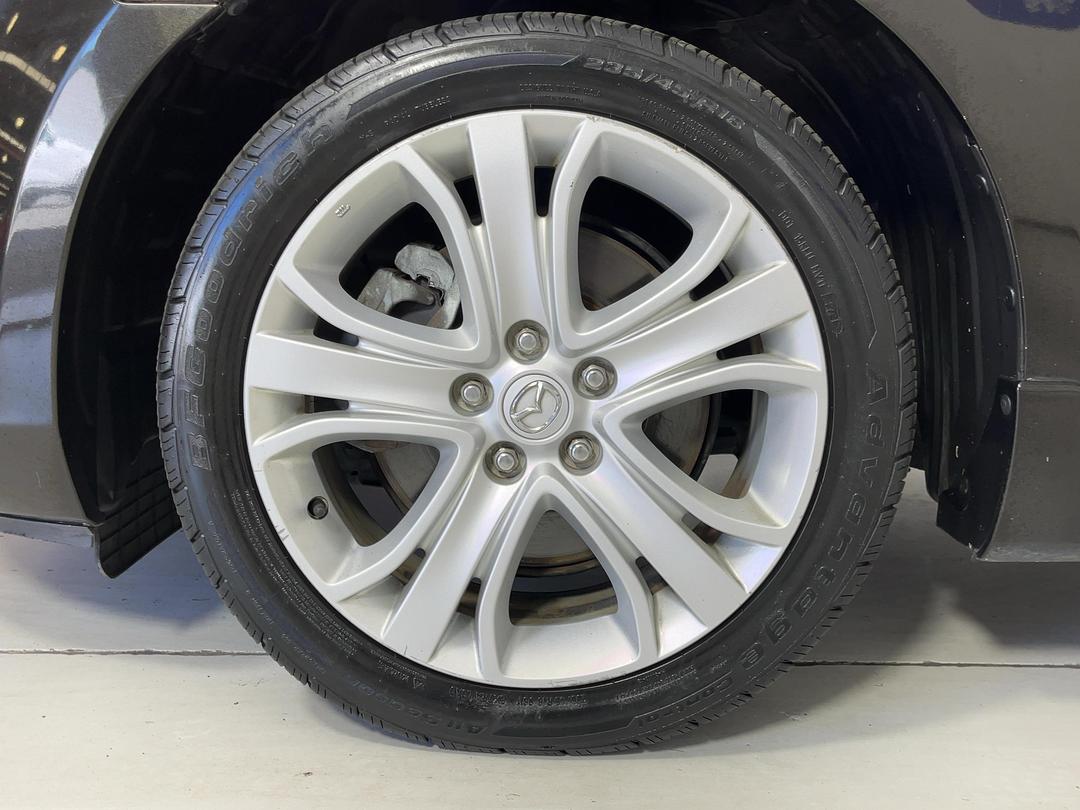Photo '10' of Mazda MPV