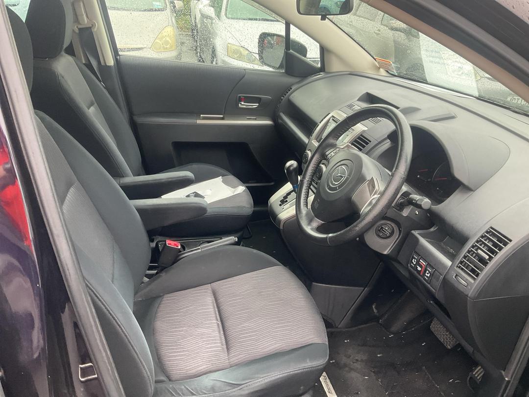 Photo '8' of Mazda Premacy