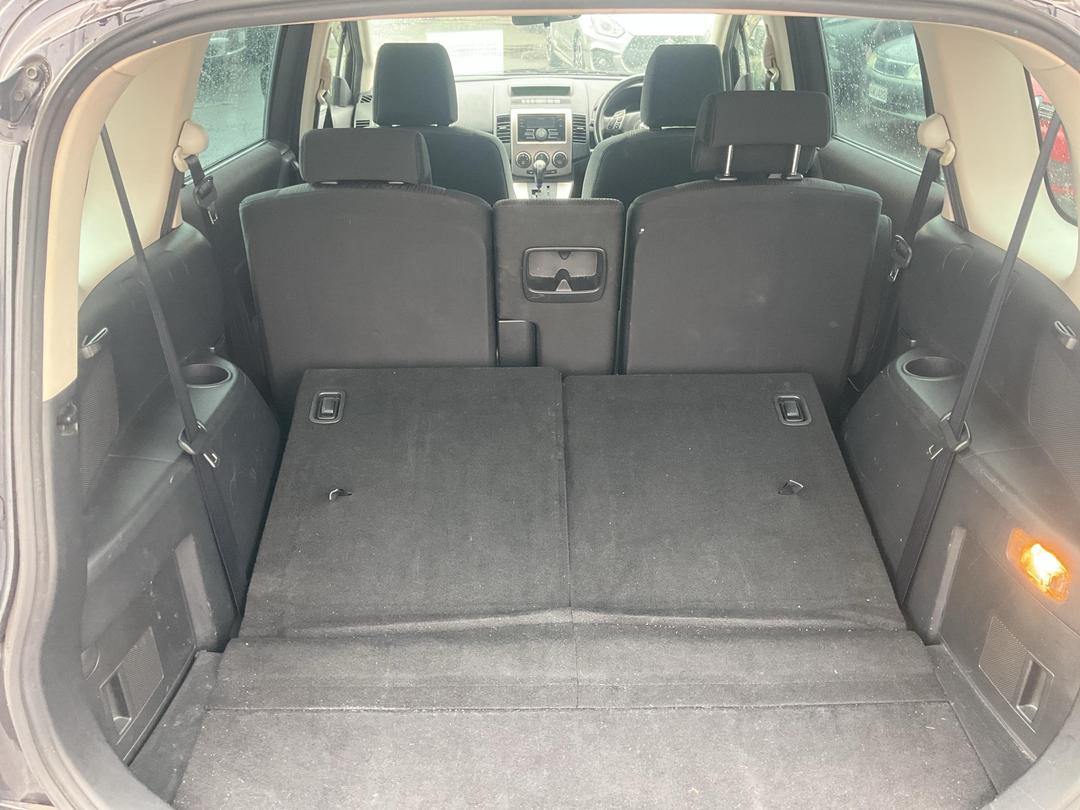 Photo '10' of Mazda Premacy