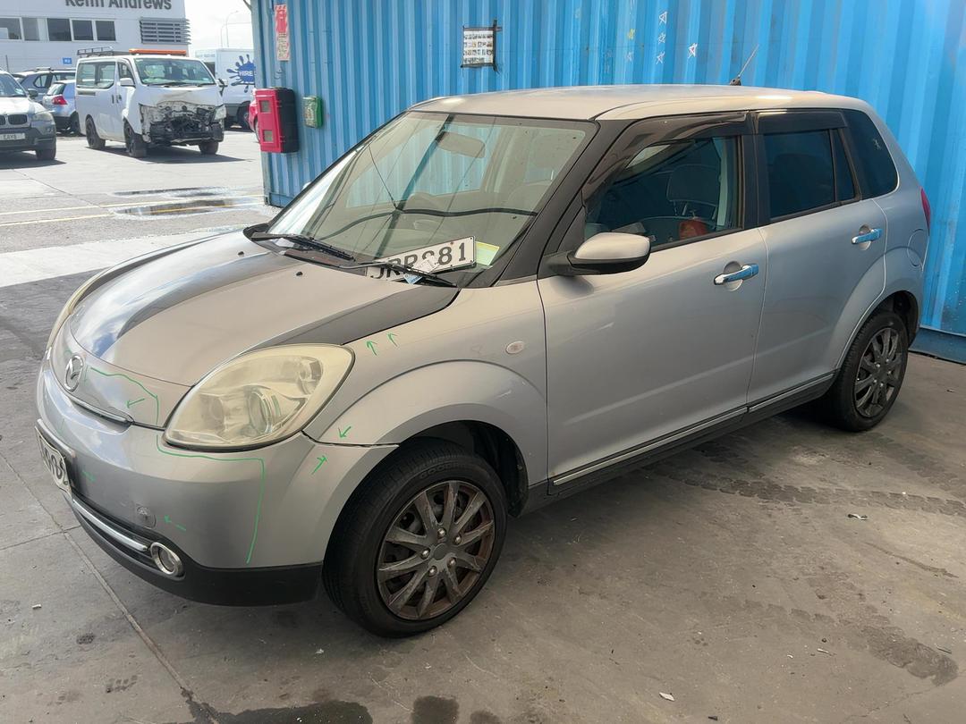 Photo '3' of Mazda Verisa