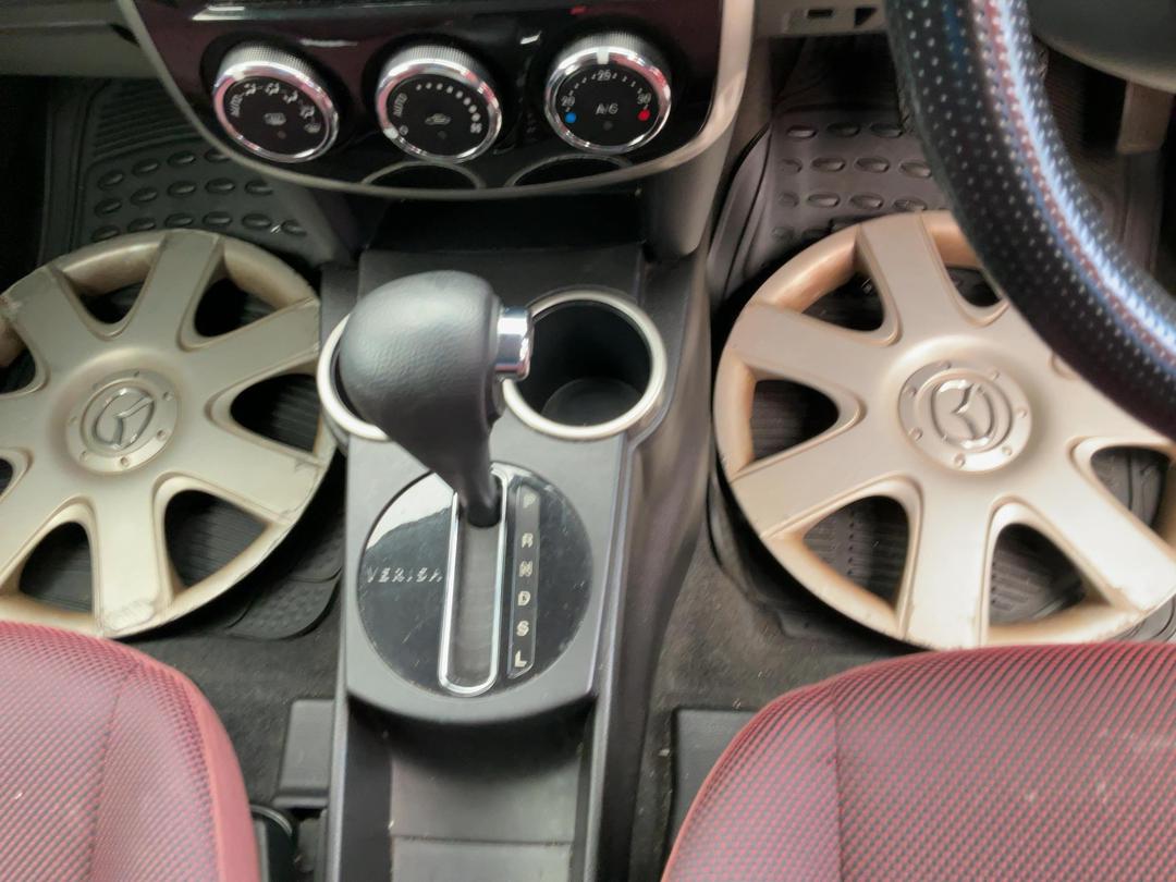 Photo '10' of Mazda Verisa