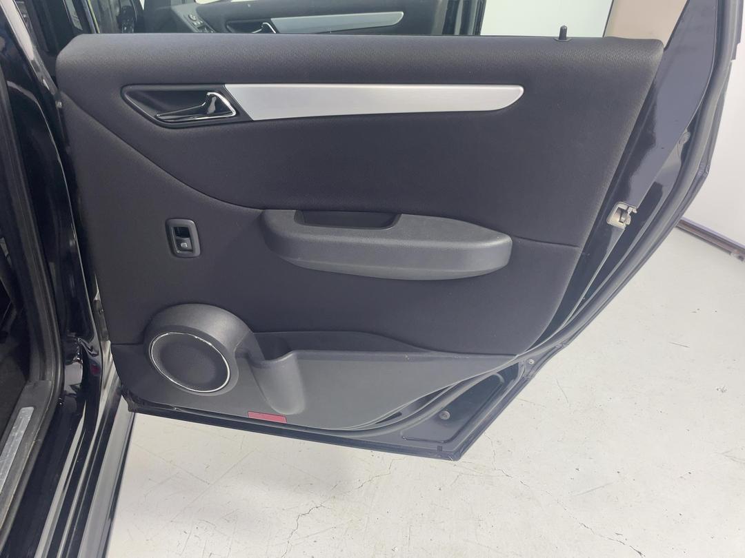 Photo '19' of Mercedes-Benz B-Class