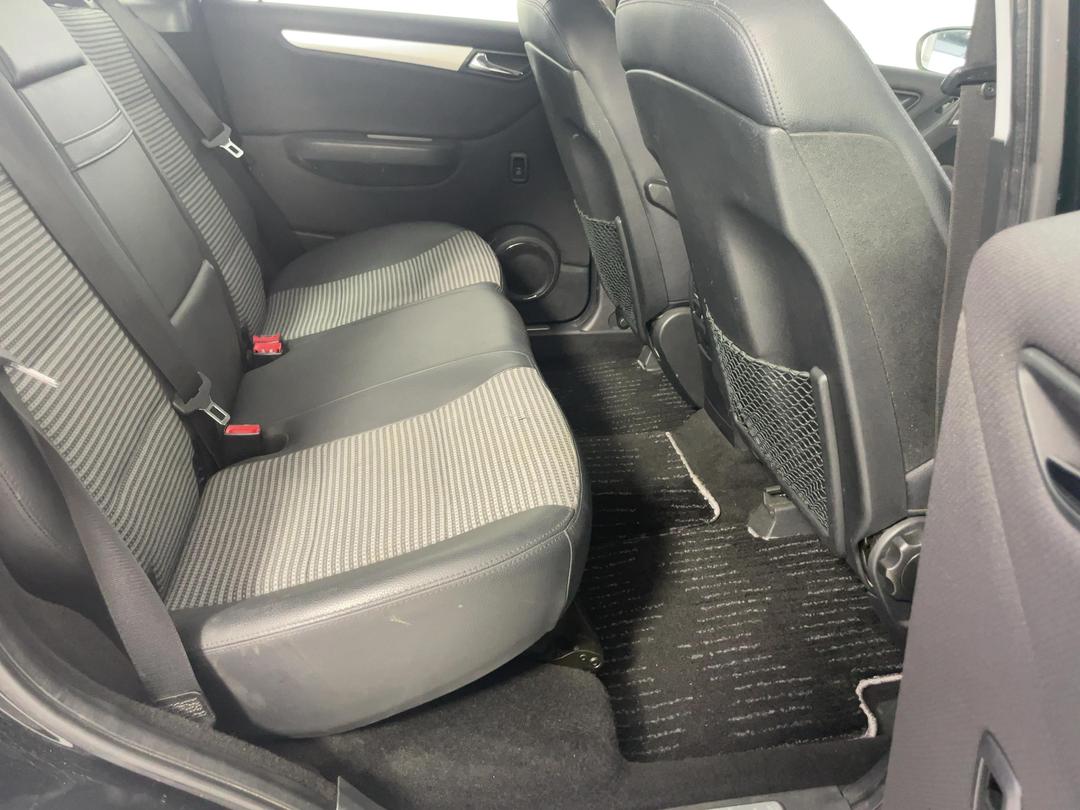 Photo '20' of Mercedes-Benz B-Class