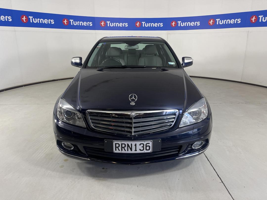 Photo '2' of Mercedes-Benz C-Class