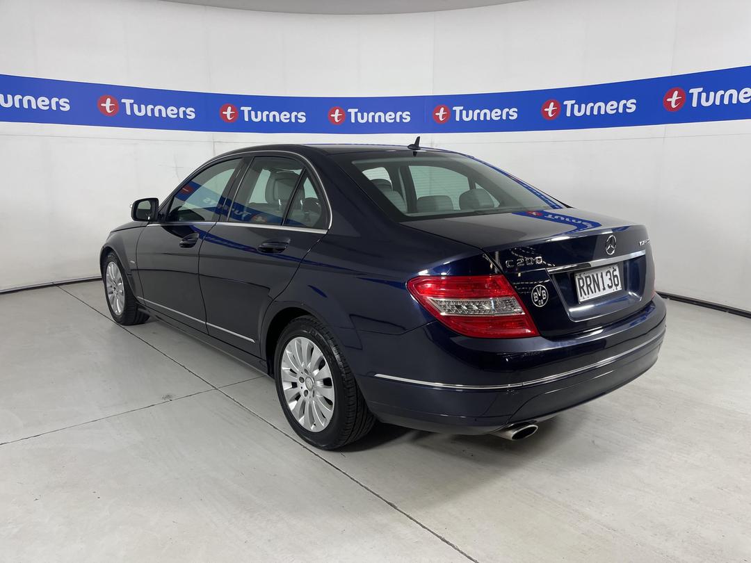 Photo '5' of Mercedes-Benz C-Class