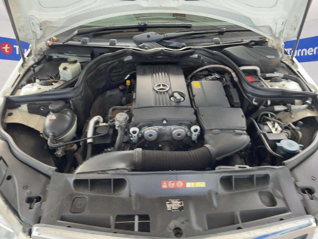 Photo '11' of Mercedes-Benz C-Class C200 Kompressor Photo '11' of Mercedes-Benz C-Class C200 Kompressor