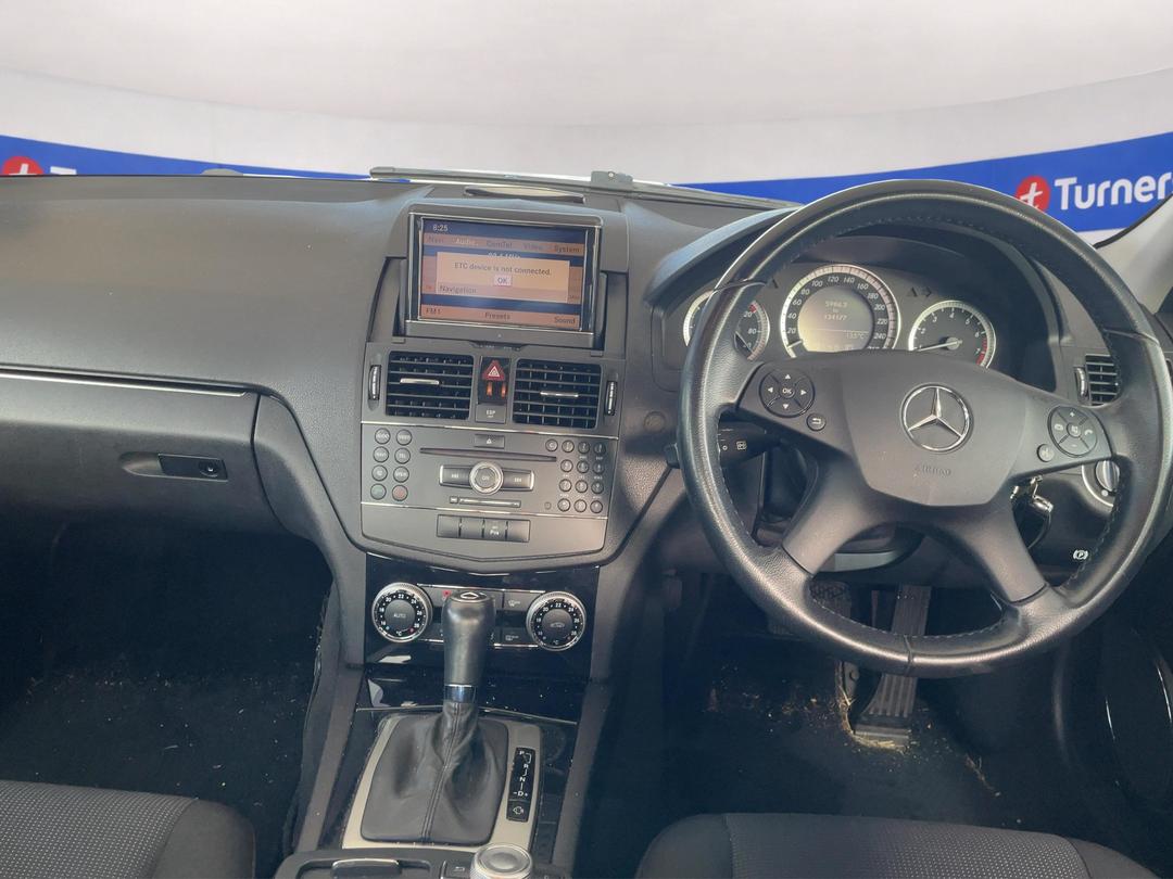 Photo '15' of Mercedes-Benz C-Class C200 Kompressor Photo '15' of Mercedes-Benz C-Class C200 Kompressor