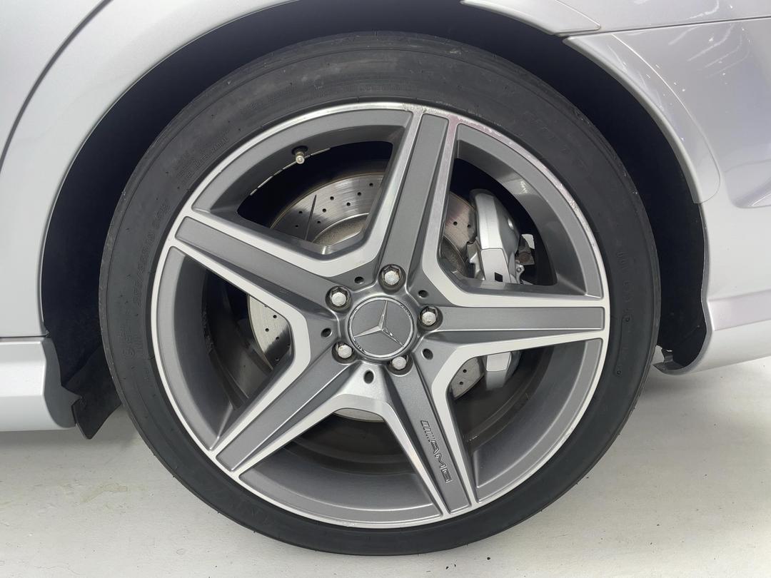 Photo '11' of Mercedes-Benz C-Class