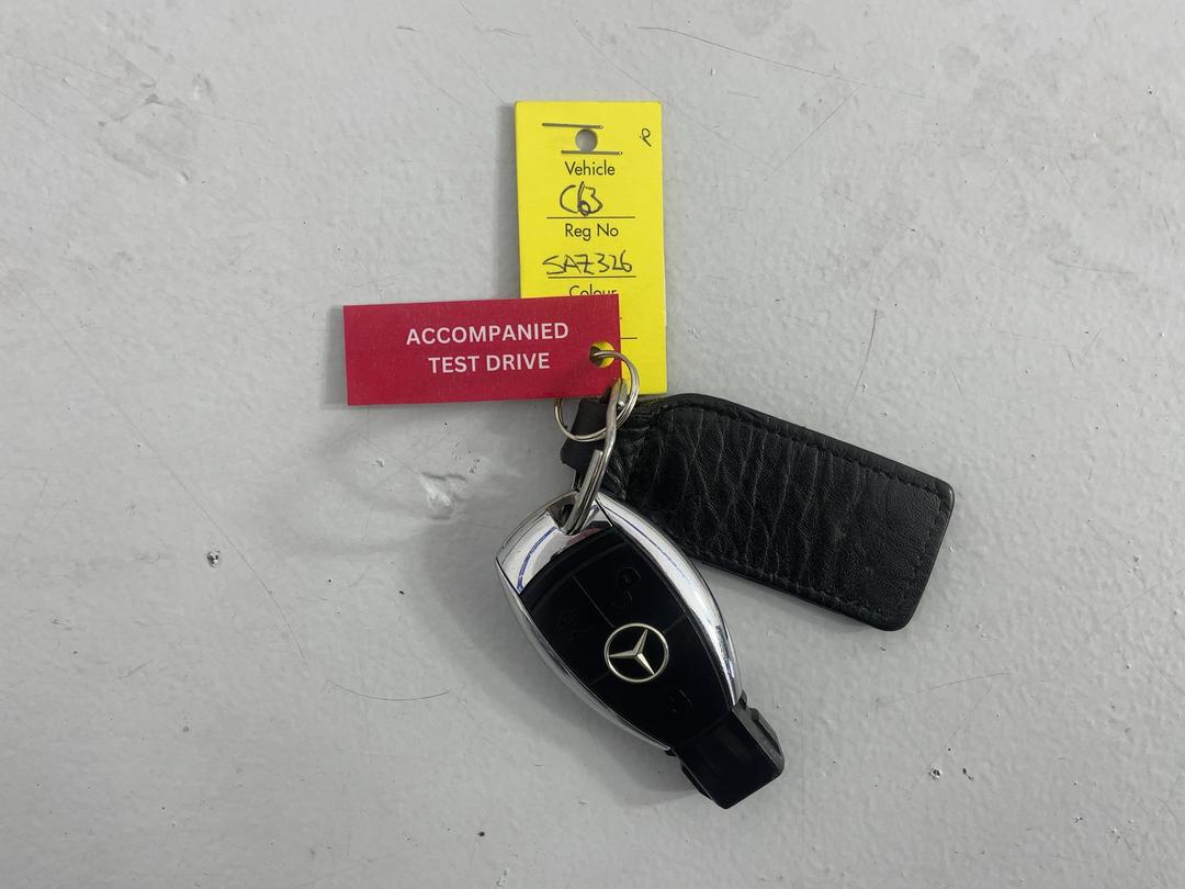 Photo '22' of Mercedes-Benz C-Class