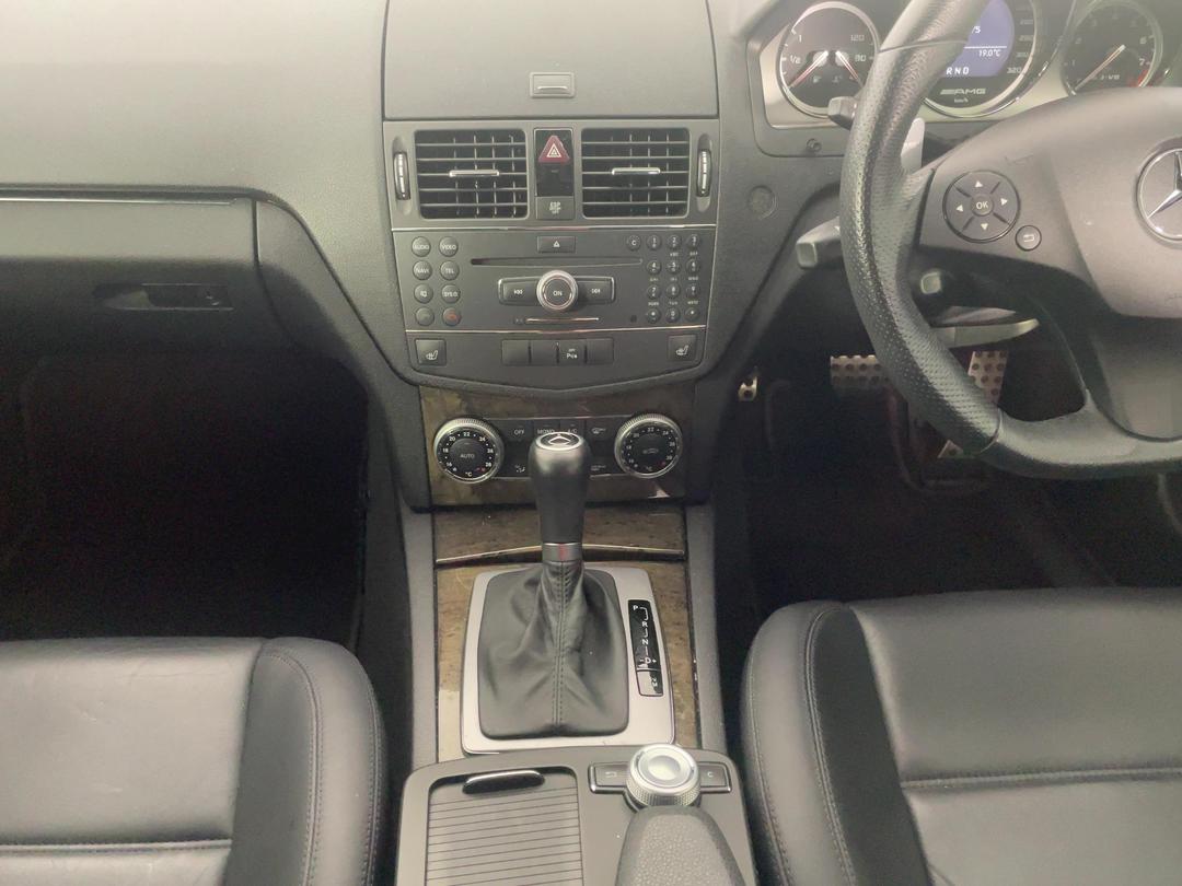 Photo '18' of Mercedes-Benz C-Class
