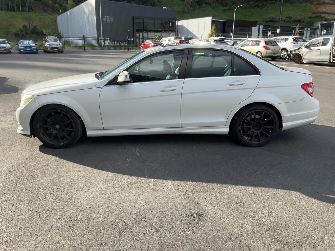 Photo '5' of Mercedes-Benz C300