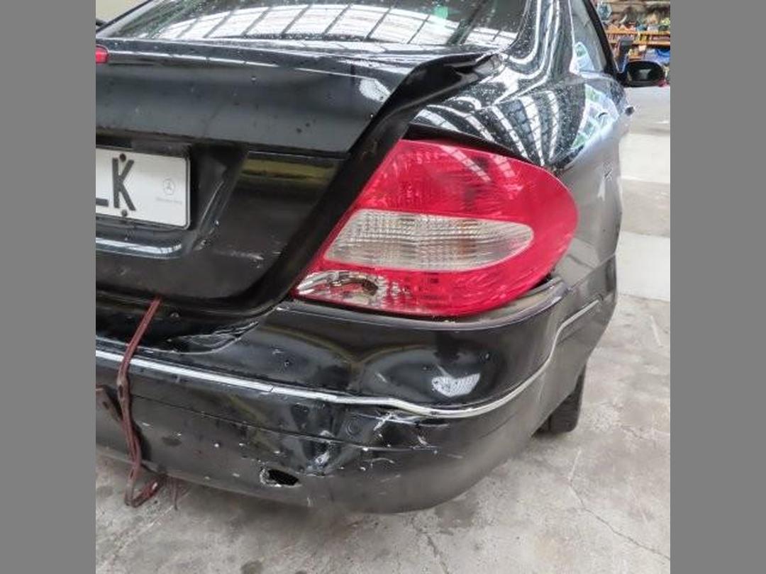 Photo '12' of Mercedes-Benz CLK-Class CLK 350 Elegance