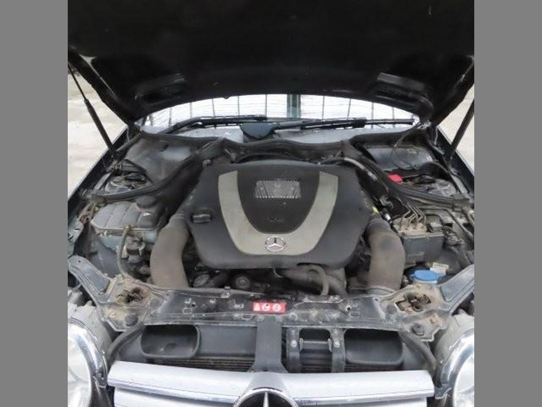 Photo '17' of Mercedes-Benz CLK-Class CLK 350 Elegance