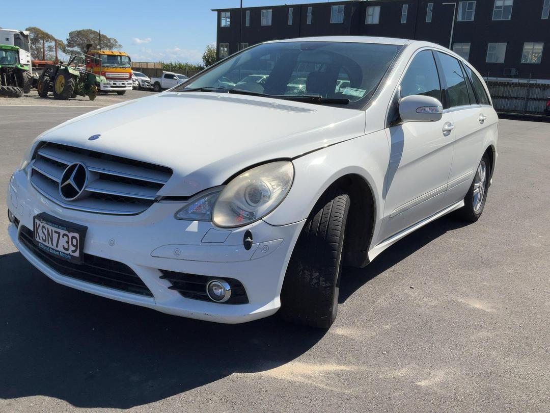 Photo '4' of Mercedes-Benz R-Class R350 4Matic